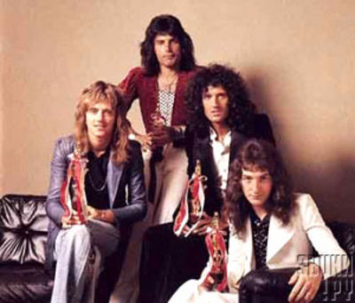 QUEEN: Sony Music покупает за 1,2 миллиарда долларов все наследие группы Queen, кроме живых выступлений Брайана Мэя и Роджера Тейлора.