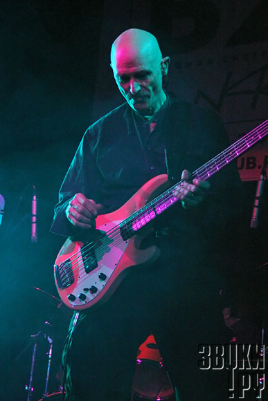 Tony Levin в Б2