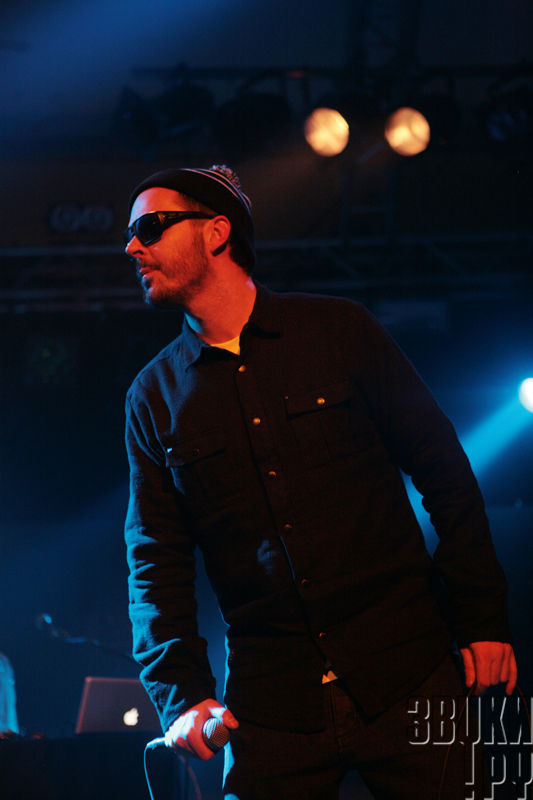 by:Larm - 2011