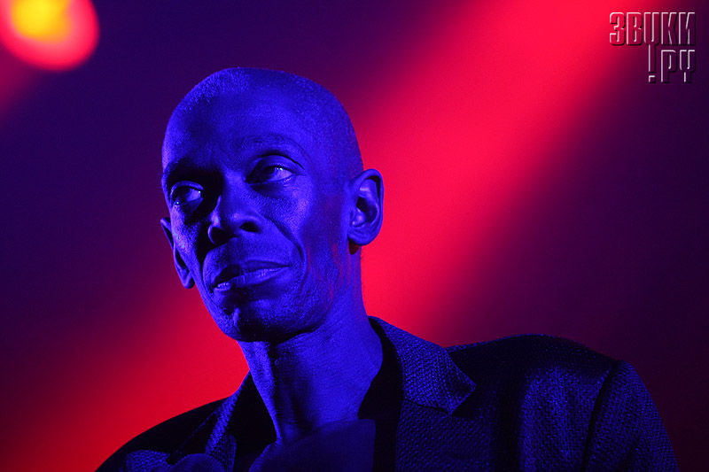    Faithless    Maxi Jazz     Life Is A Melody - Fil - Optimismkz -  