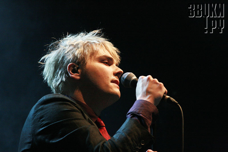 Gerard Way @ Yotaspace