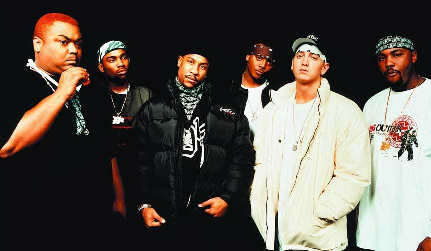 D12